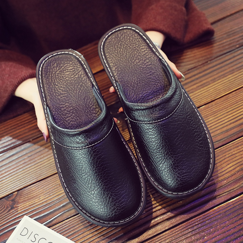 Men's Slip-On Slippers with Stitched Trim