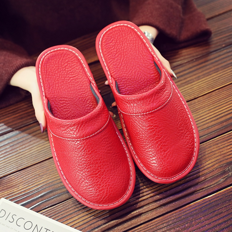 Men's Slip-On Slippers with Stitched Trim