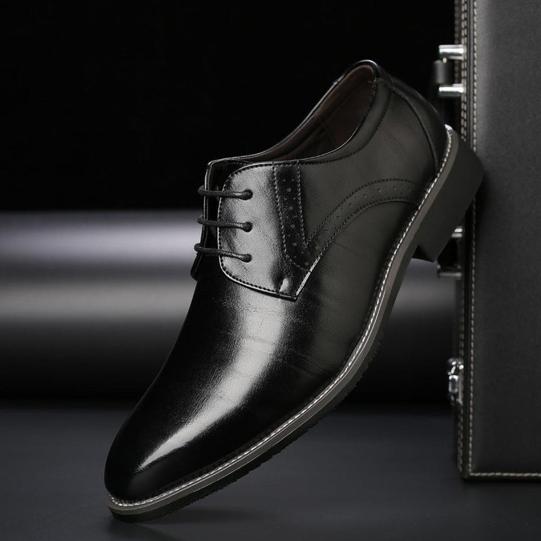 Men's Leather Lace-Up Dress Shoes with Brogue Detailing