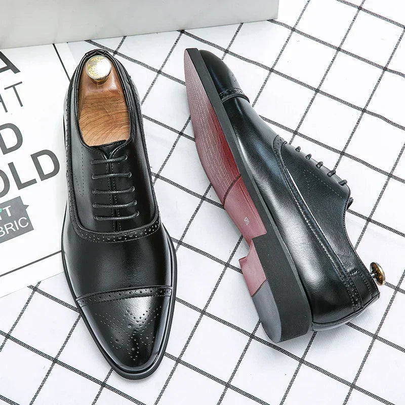 Men's Leather Oxford Shoes with Cap-Toe Broguing
