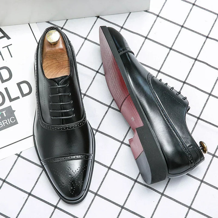 Men's Leather Oxford Shoes with Cap-Toe Broguing