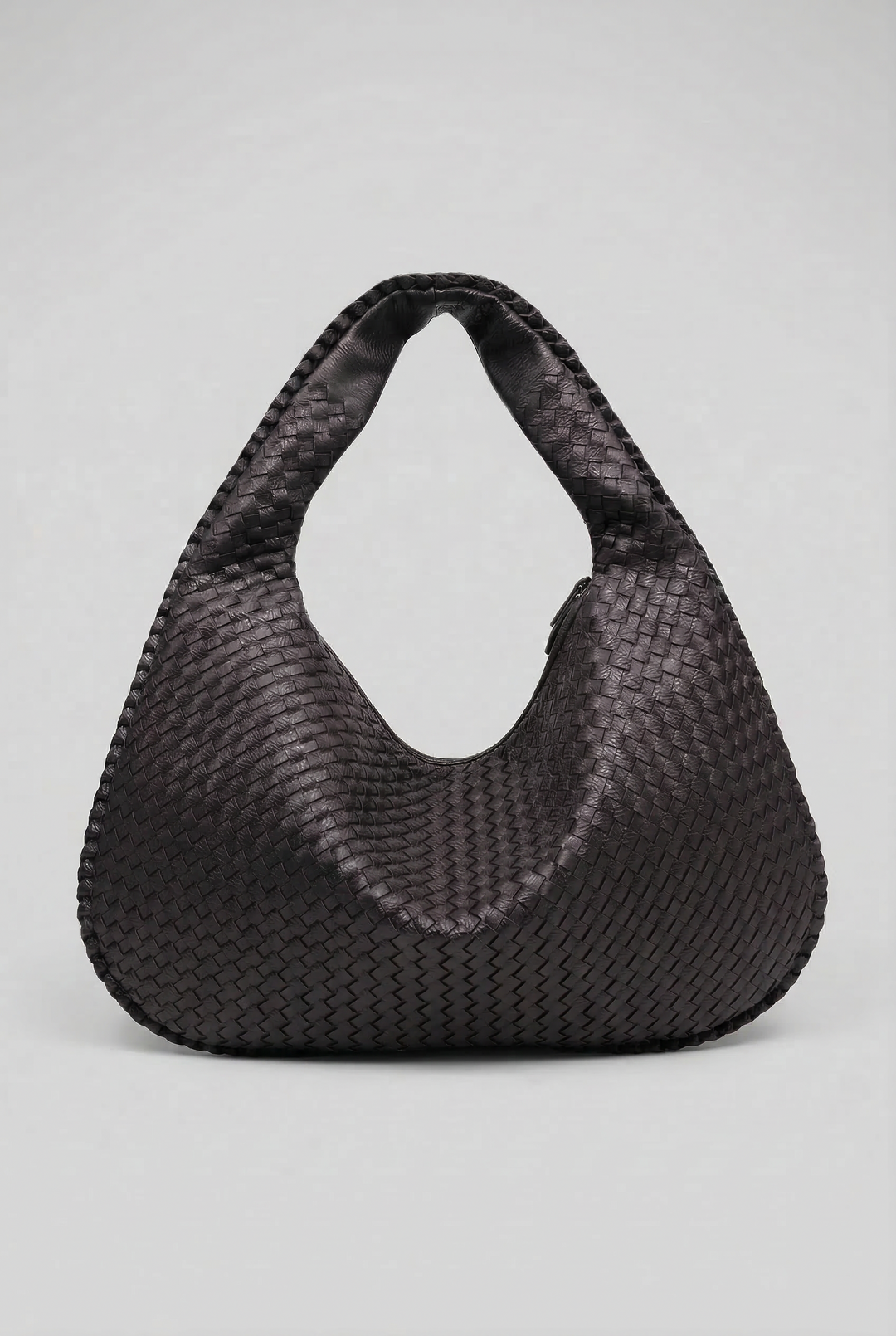 Women's Woven Hobo Shoulder Bag with Structured Silhouette