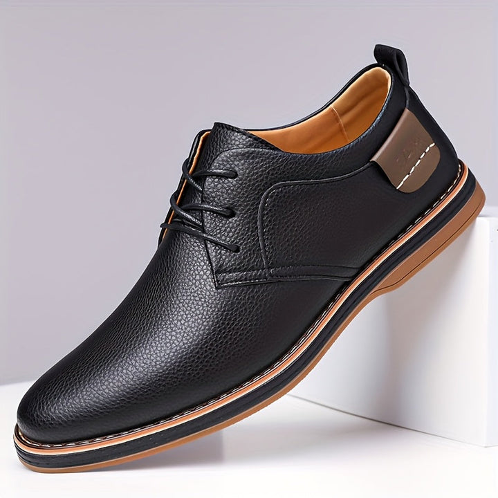 Men's Leather Lace-Up Derby Shoes in Classic Fit