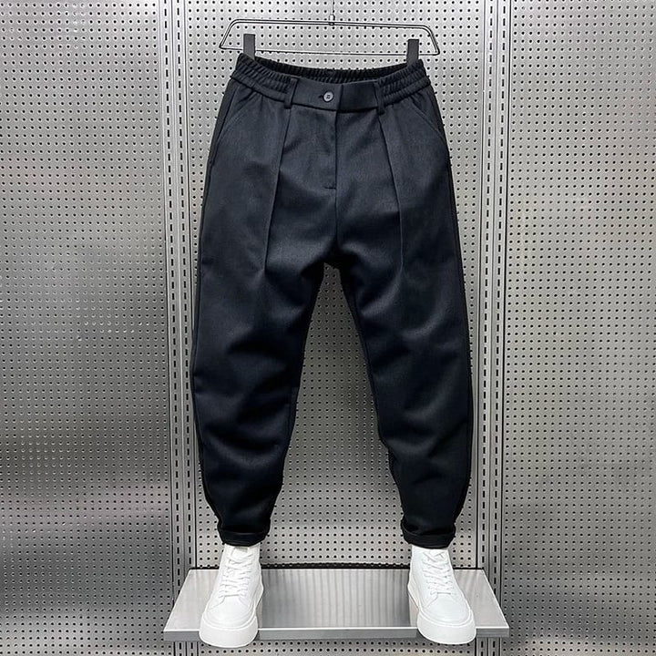 Men's Wool Blend Tapered Trousers with Pleated Front