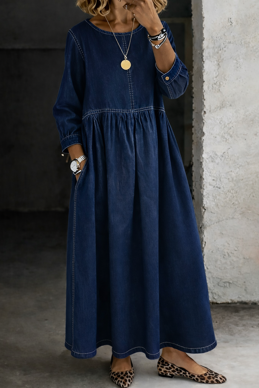 Women's Denim Maxi Dress with Long Sleeves and Side Pockets